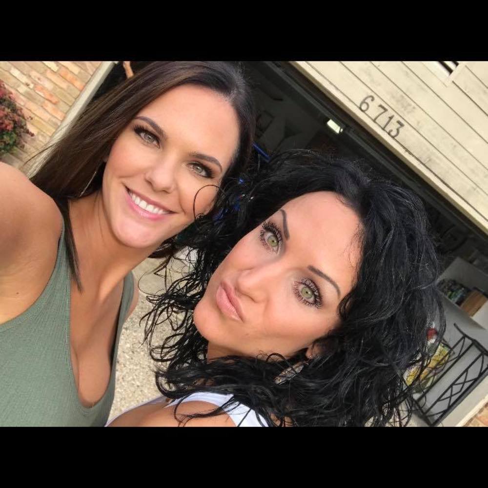 Meet your Posher, Angela